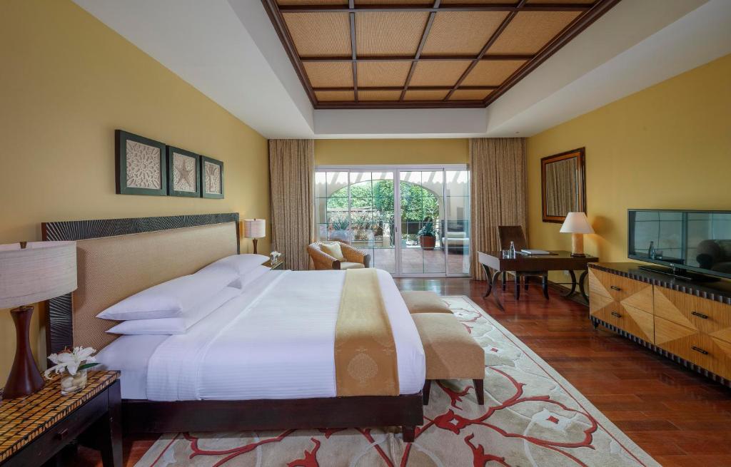 hotel anantara desert islands resort spa abu dhabi